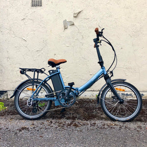 Pre-owned Juicy Compact Plus 20 folding electric bike ridden less than 10 miles